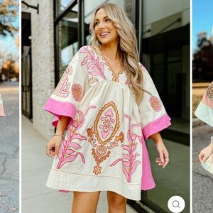 NWT Loose Fit  V-neck Babydoll Flower Embroidered Dress